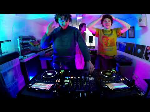 3 Minds (Wiggle) | Live from The ArcHive – Grooveschool DJ Livestream (Tech House/Underground House)