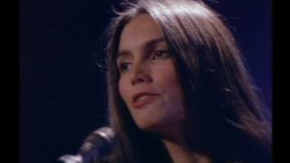 Emmylou Harris -  I Don&#39;t Have To Crawl