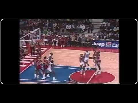 MICHAEL JORDAN - He makes it look so easy...