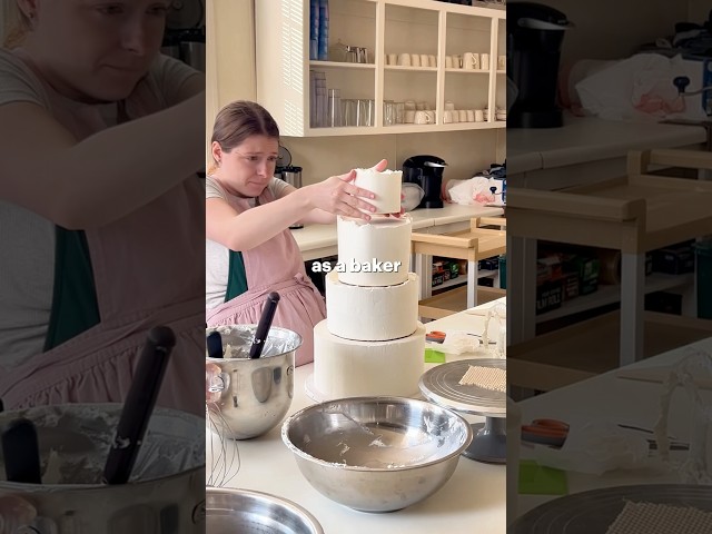 Vídeo relacionado con How To Bake The Perfect Wedding Cake: A Heartwarming Small Town Contemporary Romance About Family and Love (Home for the Holidays Book 4) (English Edition)