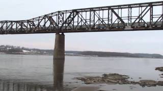 preview picture of video 'Thebes Rail Road Bridge with Union Pacific Train'