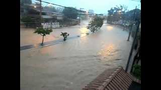 preview picture of video 'Enchente Tereza Cristina - Barreiro 15-11-12'