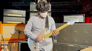 Video thumbnail for Fender 'HER' Stratocaster Tone Test - Sherwood Music by Sherwood Music