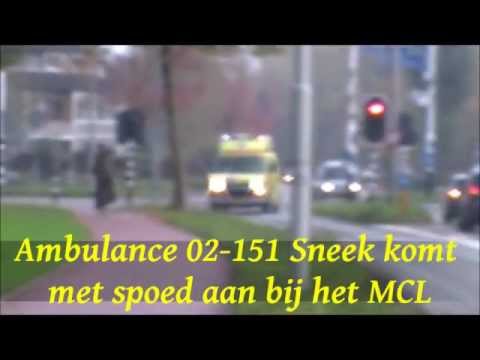 ***Vreemde sirene*** Ambulance 02-151 Sneek komt met spoed aan bij het MC Leeuwarden