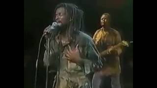 Lucky dube freedom fighter -LIVE