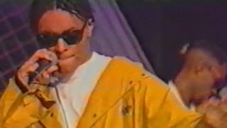 MN8 - Baby It's You - Performance in Holland