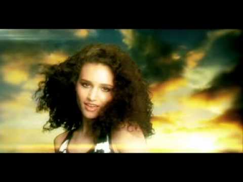 Stroh Rumbar Girls "Feel the Spirit" music video