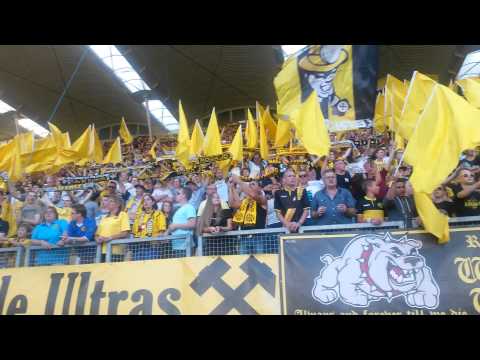 Roda JC Kerkrade - de Graafschap Koempeltribune bij Limburgs Volkslied