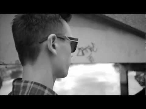 KRSUR & Naive Machine - Fakin' It