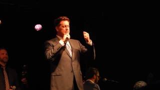 Ernie Haase & Signature Sound sing Jesus, Keep Me Near the Cross/In the Cross