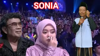 Download lagu Viral‼️ Umur 60 tahun tapi suaranya buat semua juri menangis bawakan lagu Sonia  mp3
