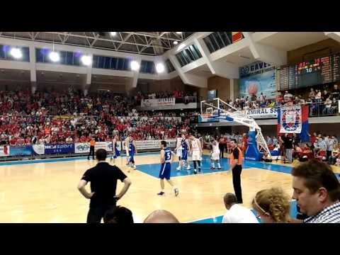 Ultimele secunde ale primului meci din finala Ligii Naţionale: CSM Oradea - BC Mureş