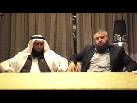 A falet namazi ne dhomen e femijeve ku ka kukulla dhe lodra?