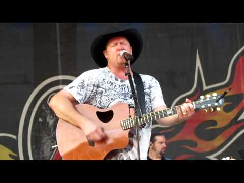 LIVE-Saving Savannah-Tracy Lawrence.mov