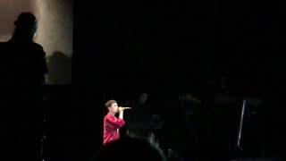 Christine and the Queens - 5 dollars (5 dols)