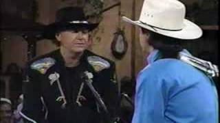 Jerry Jeff Walker interviews Mark Chesnutt 1991
