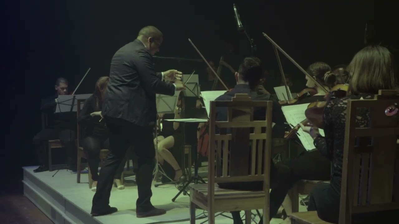 Futurista. Live at Eddy Suñol theater