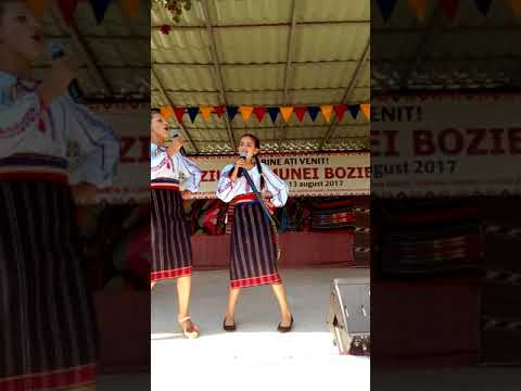 Hai Poftiți La Sârbă roata_______Fetele din comuna Bozieni