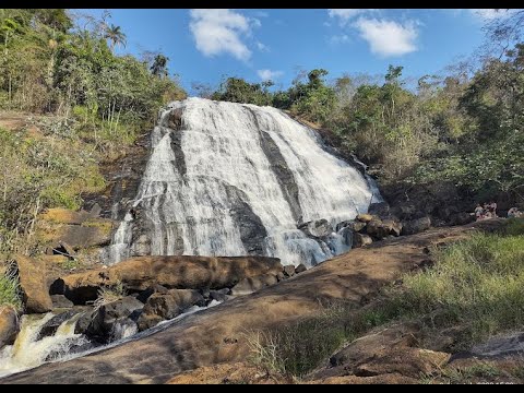Moto aventura. Cachoeira Poeira d'água. Itamarati de Minas. MG