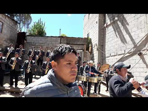 Orquesta  típica la  filarmónica  unión  sociedad  Perú  la de  los  ricos  huaynos
