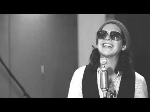 Chucho Rivas - La Gata Bajo La Lluvia (Acoustic Live Session)