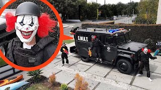 Download lagu when you see clown police with a SWAT truck at your house RUN! (They took us to Clown Prison) mp3