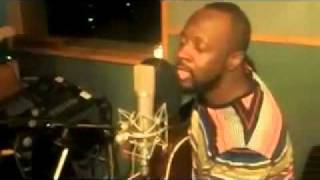 Wyclef Jean medley (Knockin&#39; on Heaven&#39;s Door, No Woman no Cry, 911, etc..)