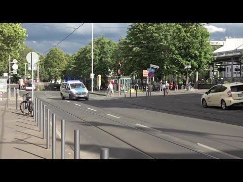 [Alarm für Köbes 11 - Die Bahnpolizei] - FuStW BPOL-Revier Bonn driftet mit quietschenden Reifen