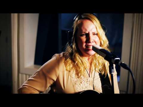 Bayou Lullaby - Mary Bragg (Live at Trace Horse Studio)