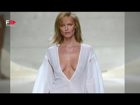 Vintage in Pills PACO RABANNE Spring 2003 - Fashion Channel