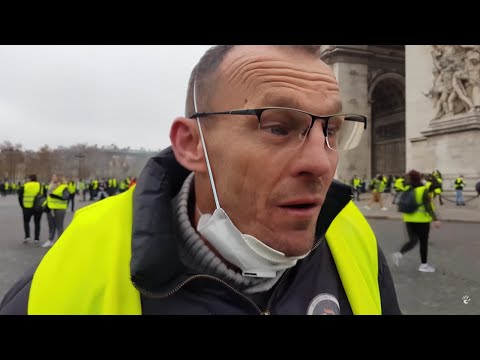 Mouvement des Gilets jaunes : quand la France s'embrase