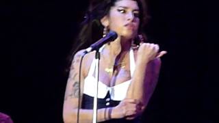 Amy Winehouse - &quot;Stagger Lee&quot; (cover) HD @ Arena Anhembi, São Paulo, Brazil
