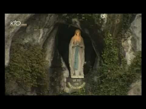 Chapelet à Lourdes