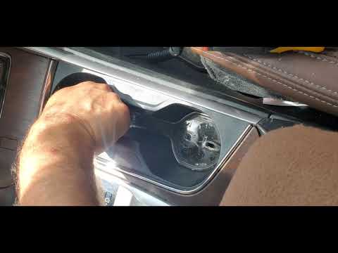 SUBARU HOW TO: How To Install the Cupholder Insert in the Subaru Ascent