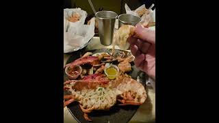 The most insane seafood restaurant in NYC is Crab House 🦀 🏠 