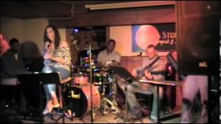 Pittsburgh Jazz Carolyn Perteete - Good Feeling James St. 10-26-12.mp4