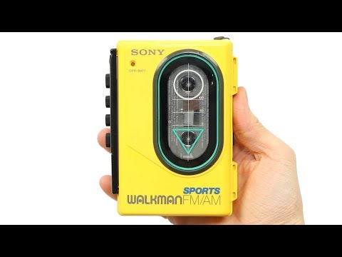 Let's Refurb! - 1984 Sony Sports Walkman