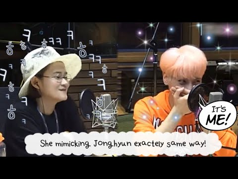 [JongHyun] She mimicking me exactly same way!