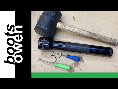 How I removed corroded leaked batteries from a Maglite torch