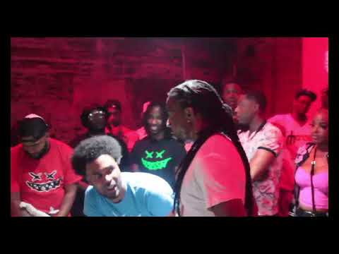 DUKE DA SHOOTAH opens with a haymaker vs SUNNY ROSELAND