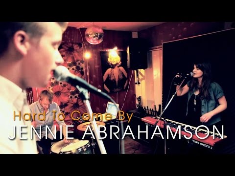 Jennie Abrahamson - Hard To Come By (Acoustic session by ILOVESWEDEN.NET)