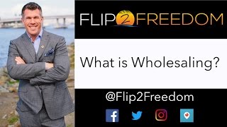 FLIPPING HOUSES: How to Make Money Flipping Houses Using NO Money & NO Credit