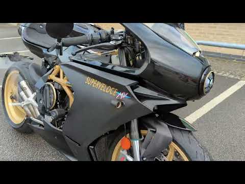 MV Agusta Super Veloce 2021 - Completely Motorbikes