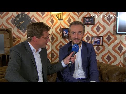 WESER-Strand: Jan Böhmermann fragt Moritz Rinke