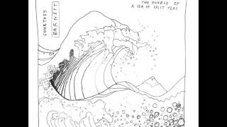 Courtney Barnett - Out of the Woodwork