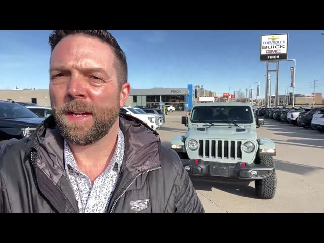 2023 Jeep Wrangler Rubicon Remote start | Heated seats | Goog... in Cars & Trucks in London