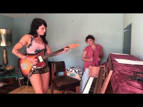 Norah Jones & Sasha Dobson - Same Old Bullshit (Live 07-16-2020)