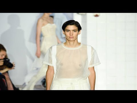 download lagu mp3 mp4 Erika Cavallini Vogue, download lagu Erika Cavallini Vogue gratis, unduh video klip Erika Cavallini Vogue