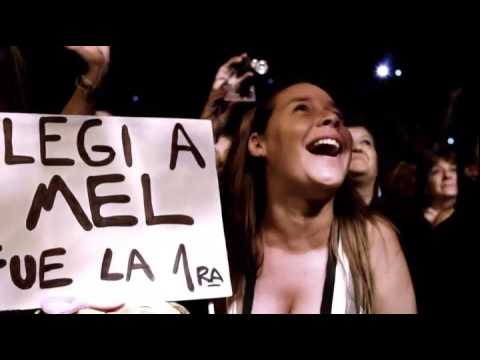 RICARDO ARJONA - HAY AMORES (METAMORFOSIS EN VIVO)