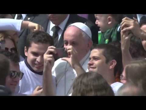 Click to Watch the Who Am I? Homily of Pope Francis on the Palm Sunday of the Lord's Passion video